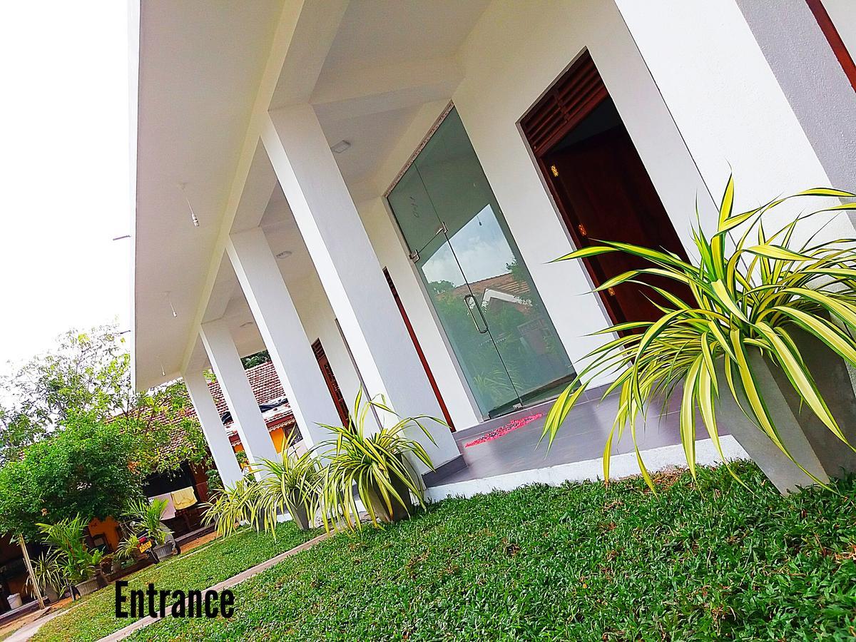 A&B Resort Negombo Kudapaduwa Luaran gambar