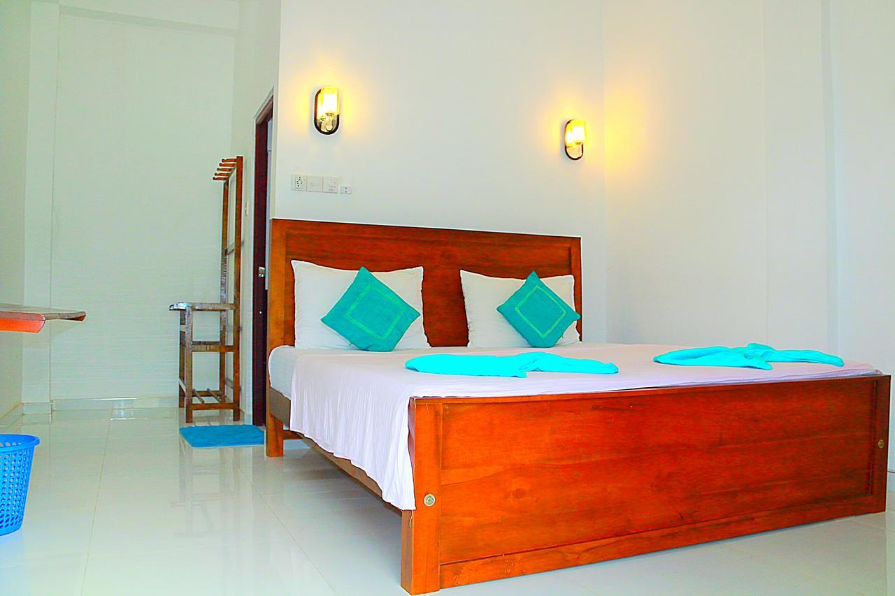 A&B Resort Negombo Kudapaduwa Luaran gambar
