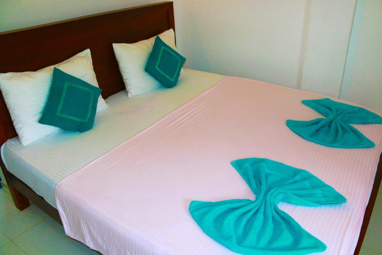A&B Resort Negombo Kudapaduwa Luaran gambar